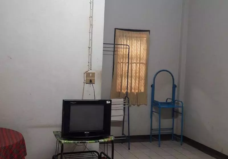 ホテル Vijitporn House