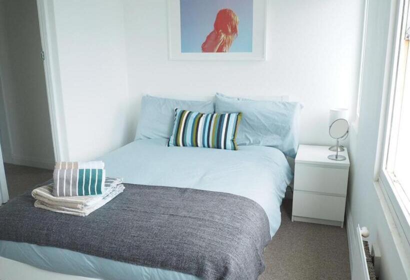 בית מלון כפרי Wax, Watergate