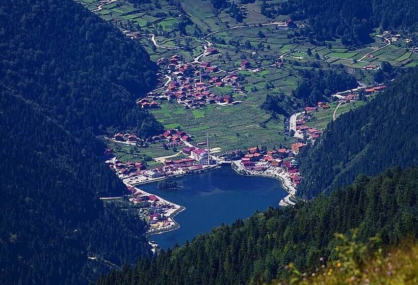 فندق Yamanturk Ogretmenevi