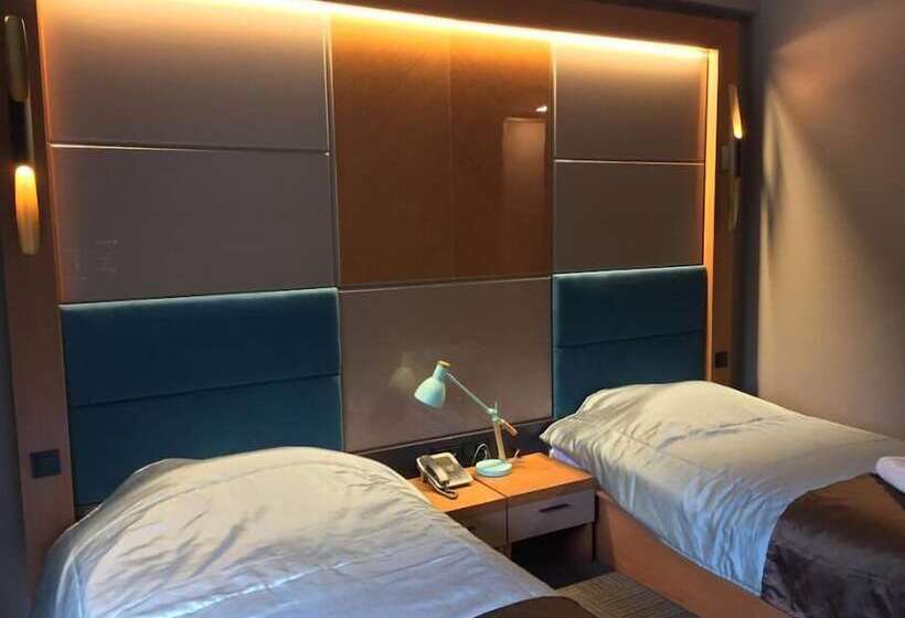 فندق Yamanturk Ogretmenevi