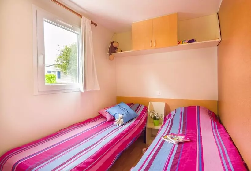 Hotelli Yelloh Village L Océan Breton