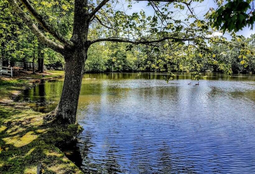 Stockbridge Lakes Bed & Breakfast