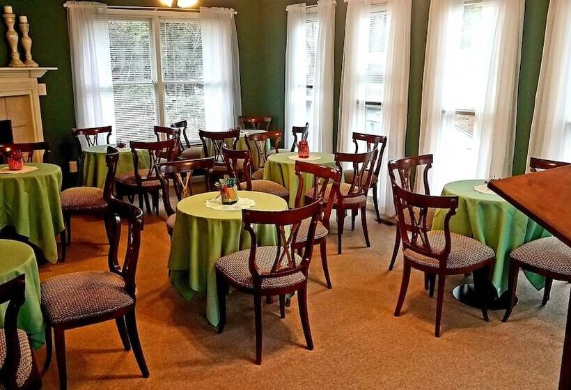 Stockbridge Lakes Bed & Breakfast