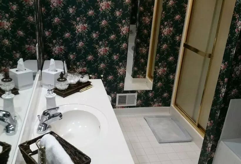 Stockbridge Lakes Bed & Breakfast