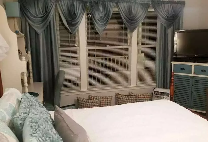 Stockbridge Lakes Bed & Breakfast