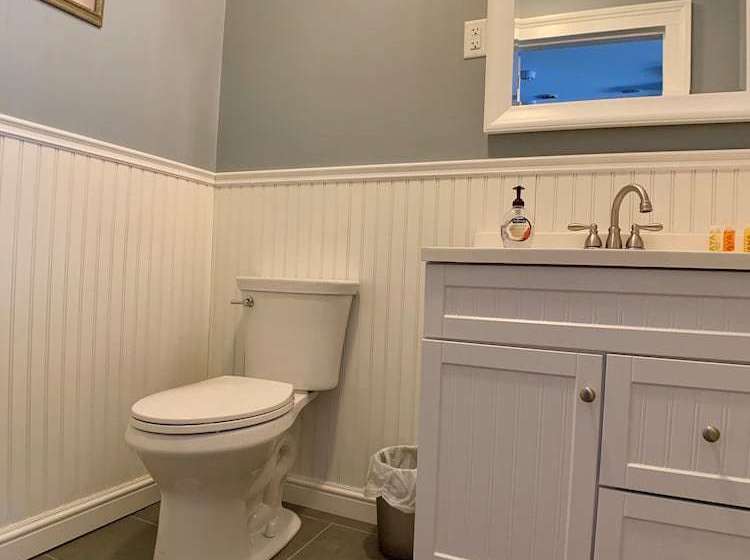 Treehouse Village Inn