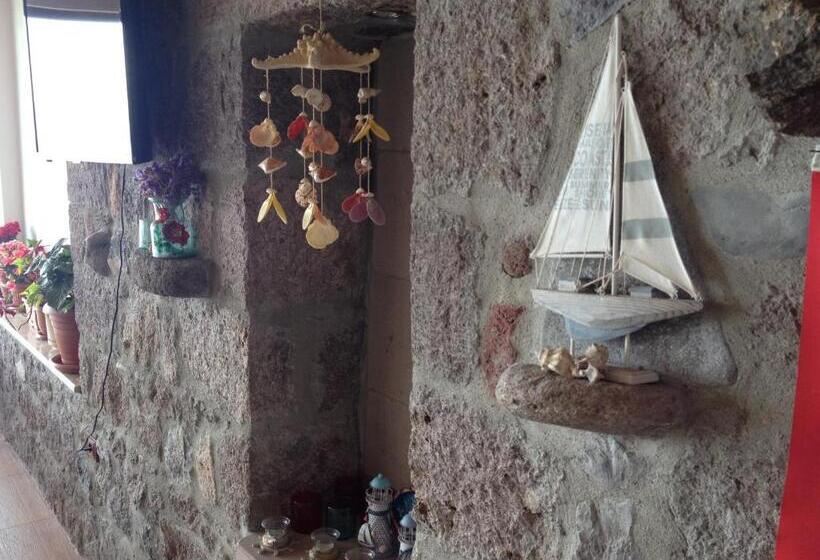 Assos Nazan Motel Restoran Beach