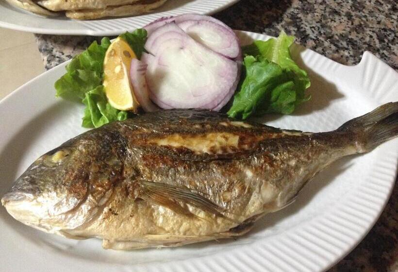 Assos Nazan Motel Restoran Beach