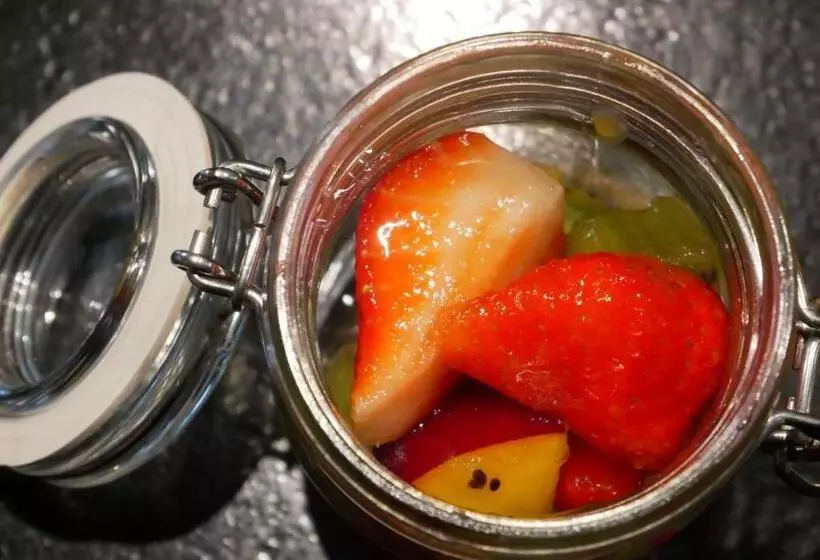 Aamiaismajoitus (B&B) Les Gites De Kerégal   La Cabane De Charlotte