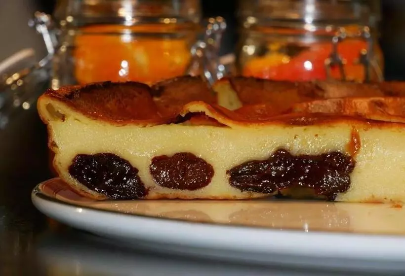 Aamiaismajoitus (B&B) Les Gites De Kerégal   La Cabane De Charlotte