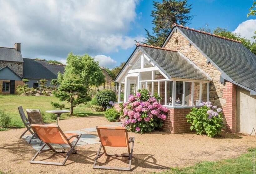 צימר Les Gites De Kerégal   La Cabane De Charlotte