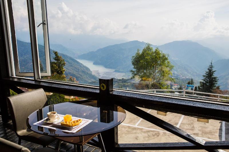 تختخواب و صبحانه Tzu Hsin Garden