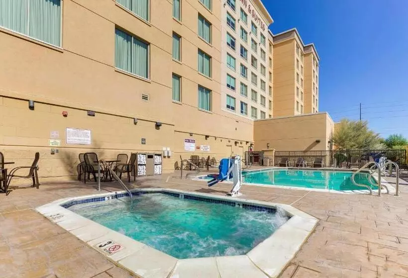 ホテル Drury Inn & Suites Phoenix Chandler Fashion Center