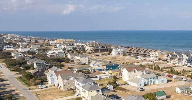 ホテル Nags Head Beach Inn By Kees Vacations