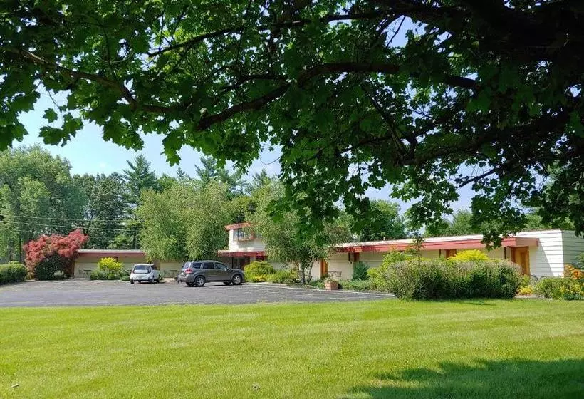 モーテル The Usonian Inn Llc