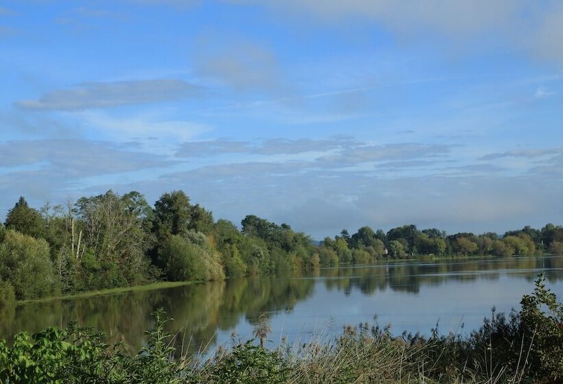 펜션 Chateau De Courtebotte