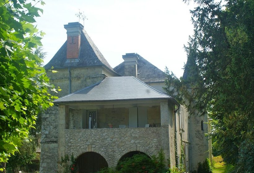 펜션 Chateau De Courtebotte