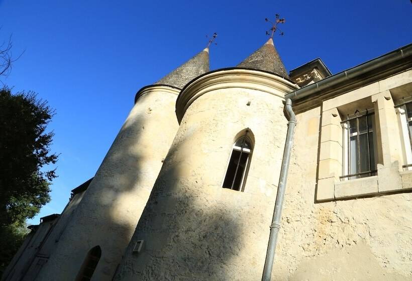 펜션 Chateau De Courtebotte