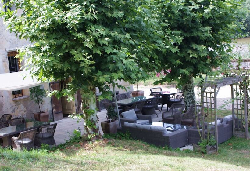 펜션 Chateau De Courtebotte