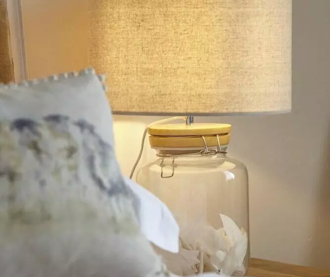 پانسیون Lyme Townhouse
