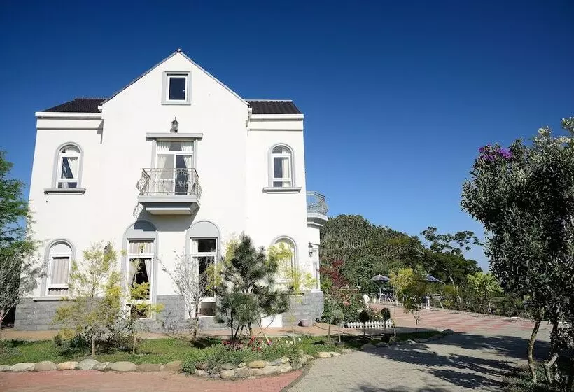 تختخواب و صبحانه Victoria Manor