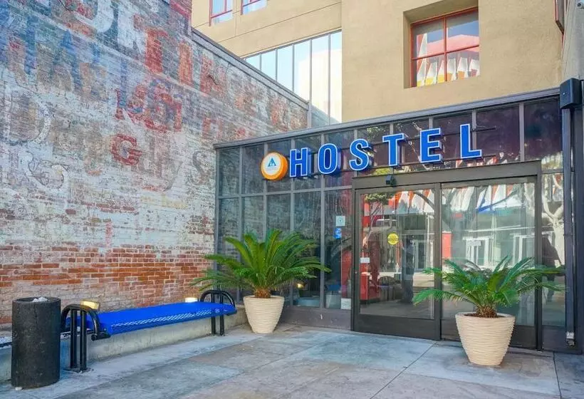 Hi Los Angeles   Santa Monica Hostel