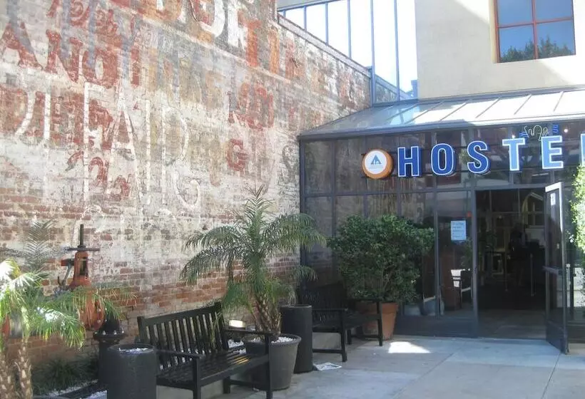 Hi Los Angeles   Santa Monica Hostel
