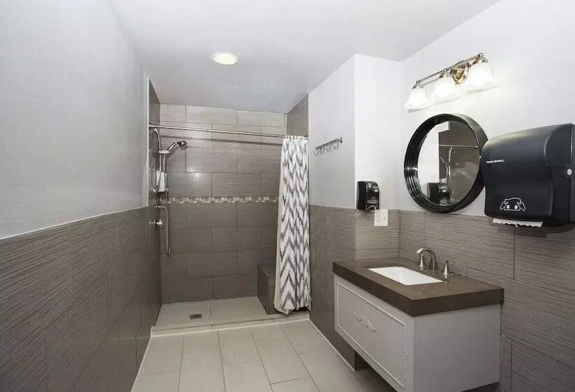 Hi Los Angeles   Santa Monica Hostel