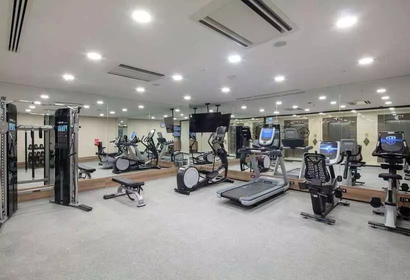 ホテル Doubletree By Hilton Afyonkarahisar