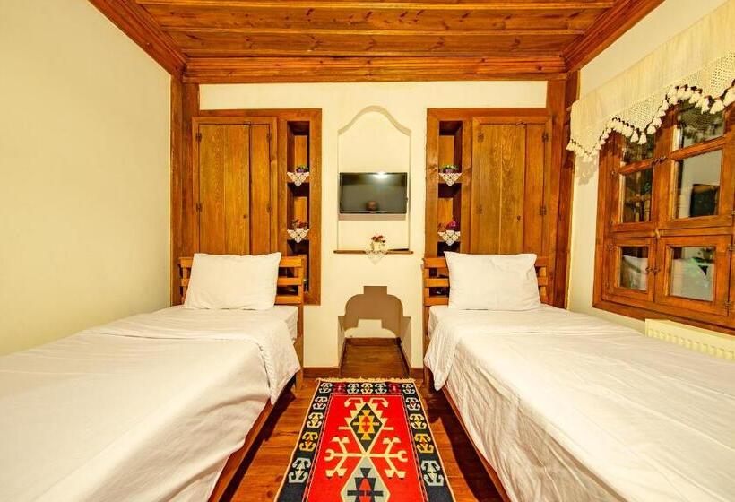 호텔 Hanedan Konak