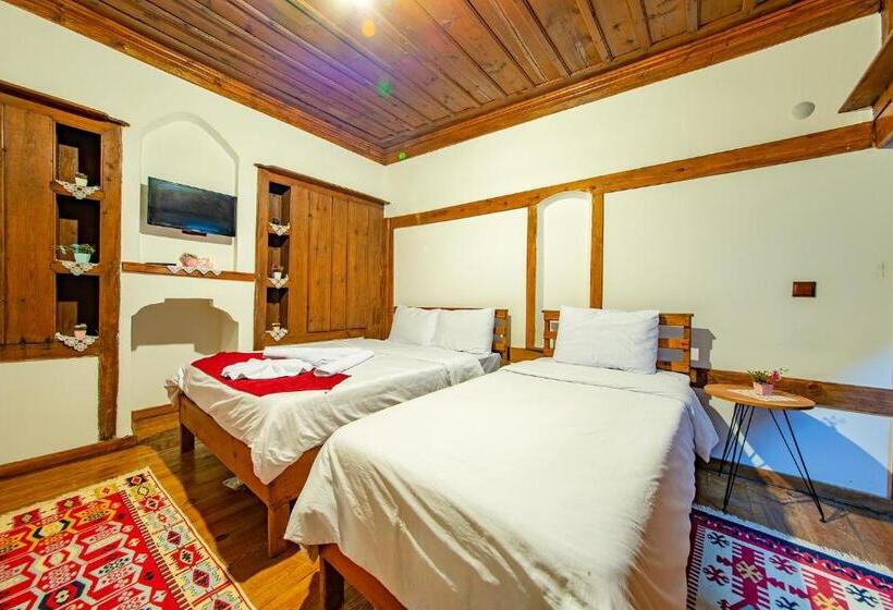 호텔 Hanedan Konak