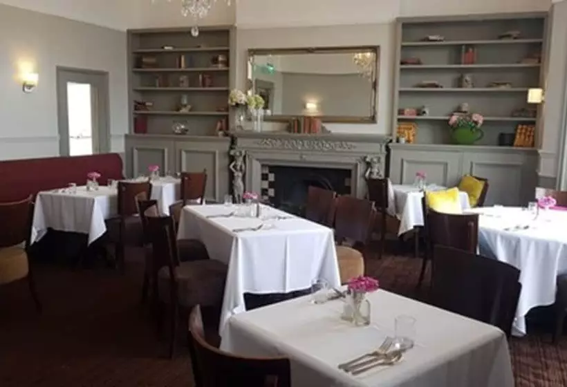 Hotel Hatfield Lodge