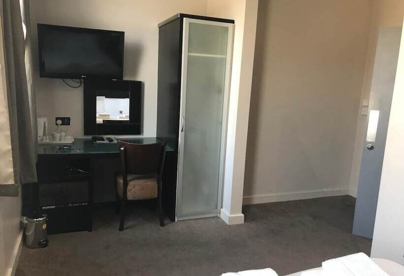 فندق Hatfield Lodge