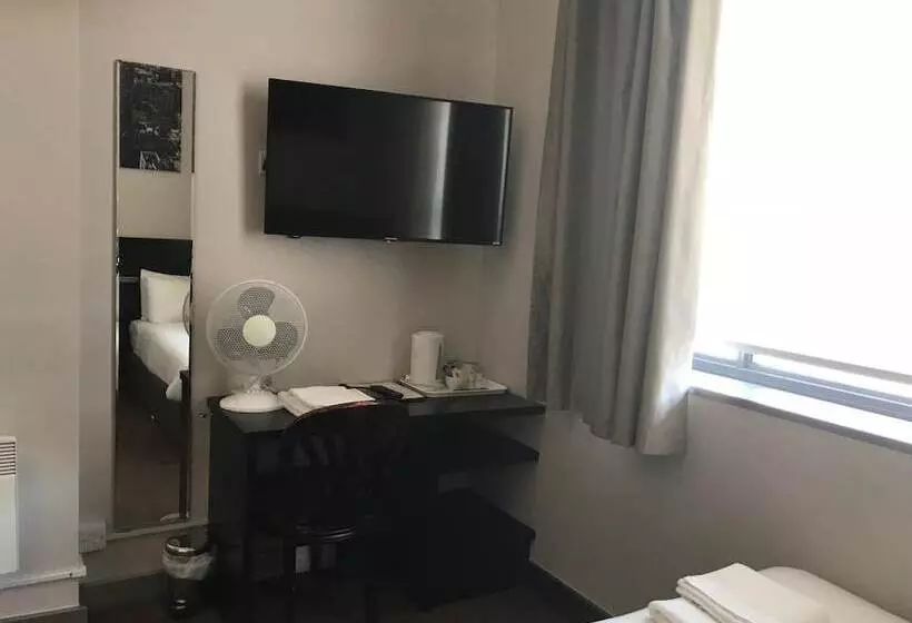 Hotel Hatfield Lodge