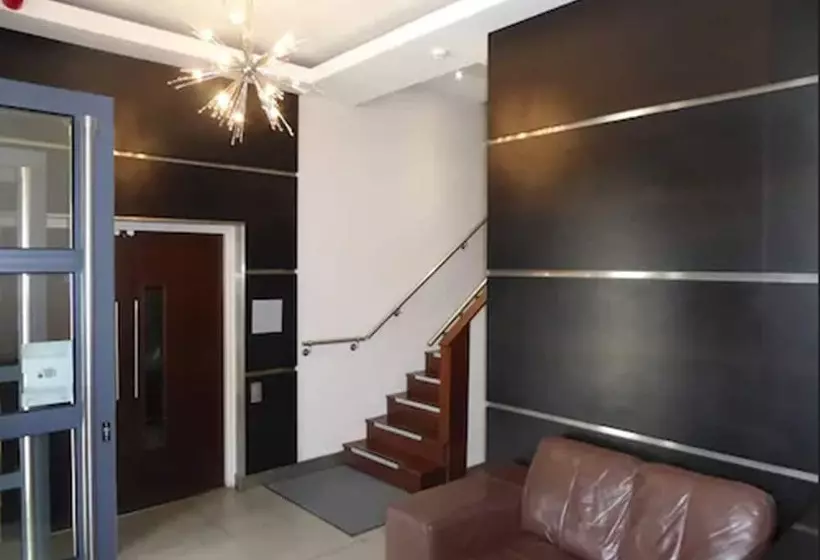 Hotel Hatfield Lodge