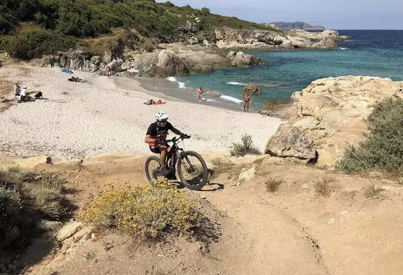 Hotelli Hôtel Restaurant Villa Joséphine