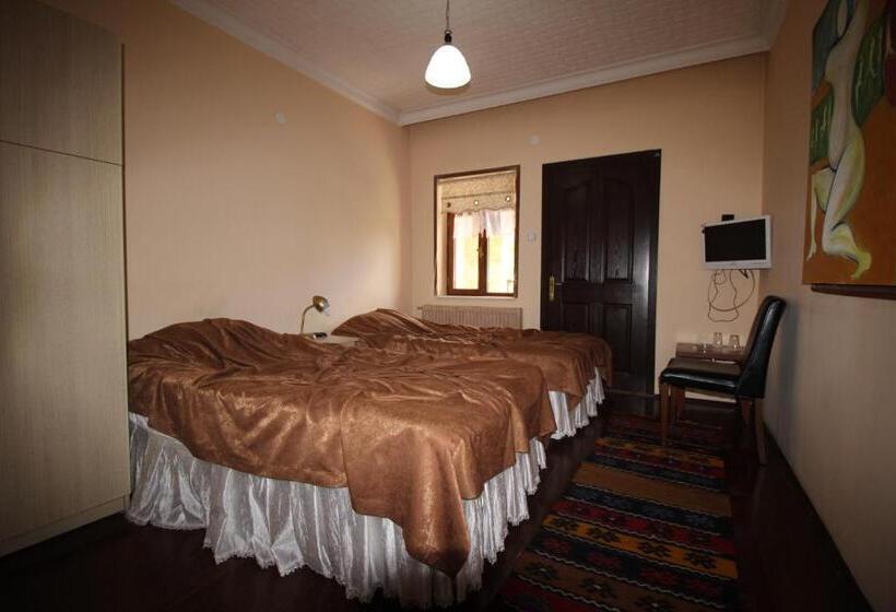 هتل Kemal Stone House