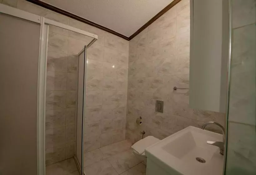 Hotelli Kemal Stone House