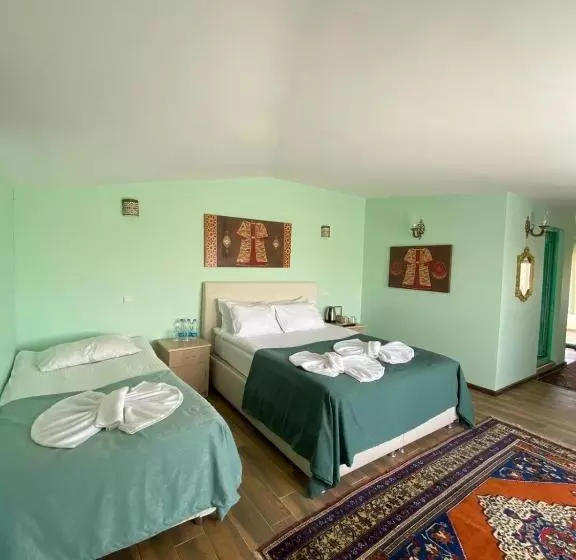 Hotelli Kemal Stone House