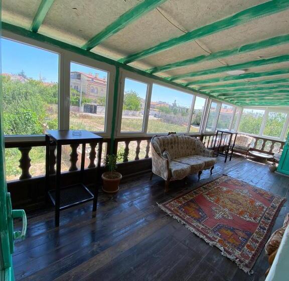 هتل Kemal Stone House