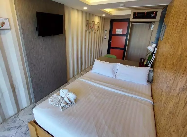 Kipbox Hotel Trang