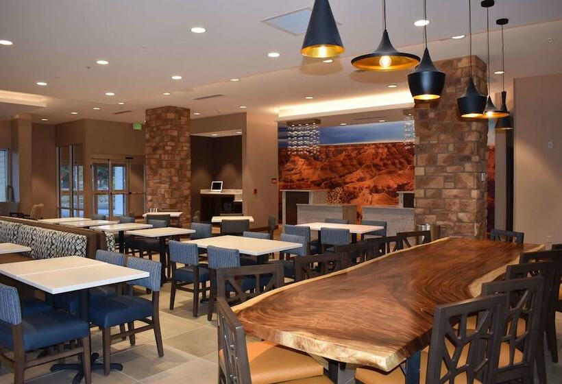 Hotel La Quinta Inn & Suites By Wyndham Flagstaff East I40