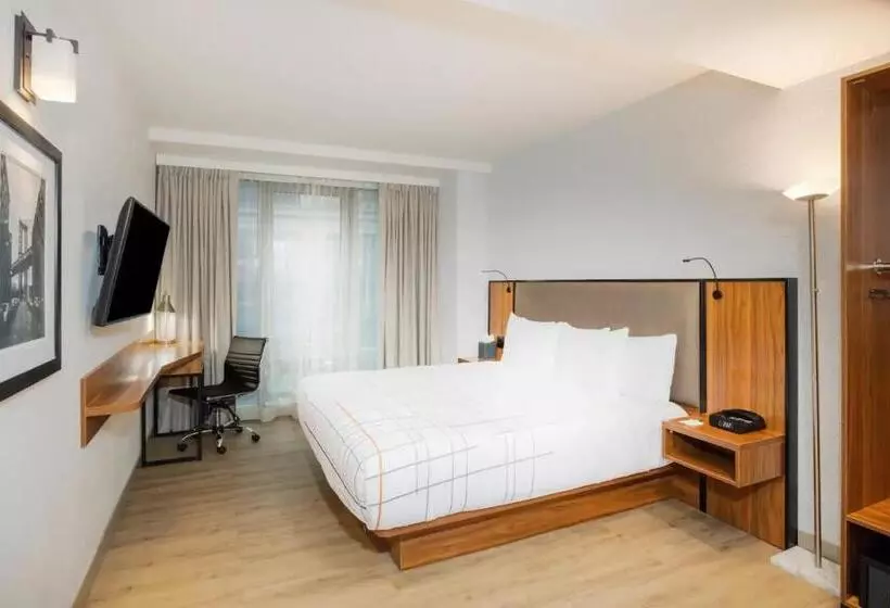 هتل La Quinta by Wyndham Time Square South