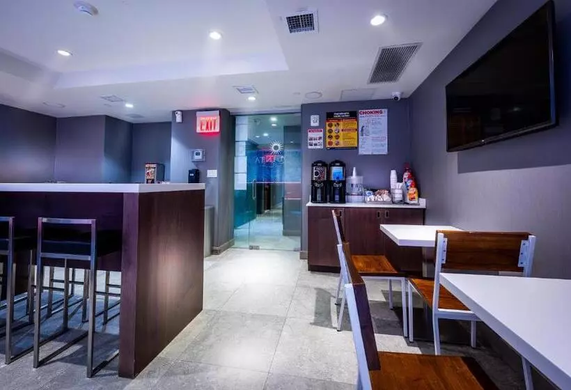 هتل La Quinta by Wyndham Time Square South