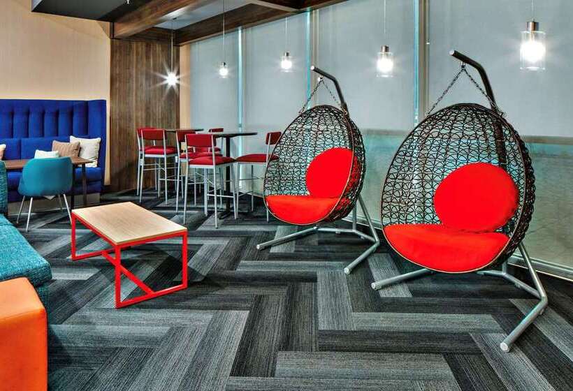 בית מלון כפרי Tru By Hilton Terrell