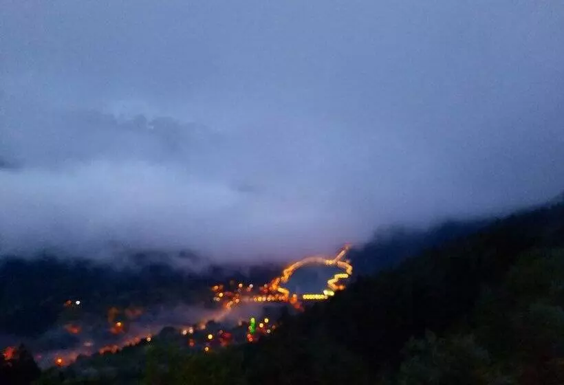 ホテル Uzungol Yesil Kosk