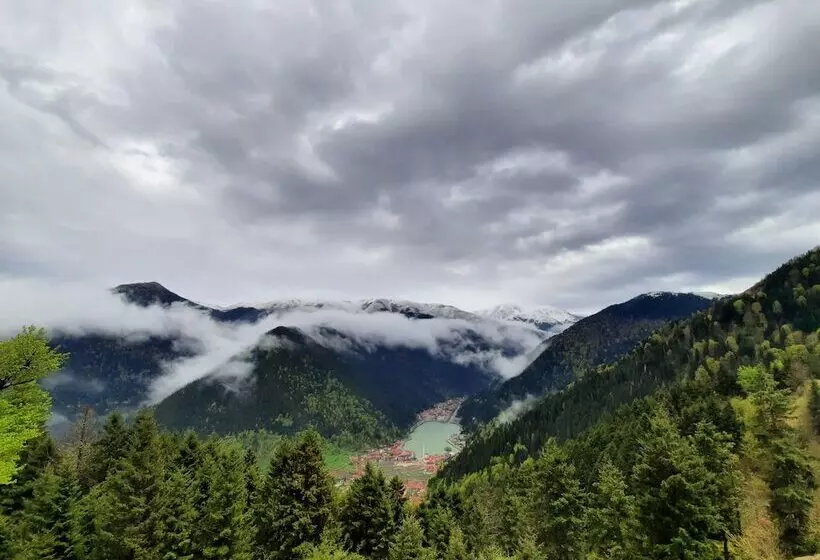 ホテル Uzungol Yesil Kosk