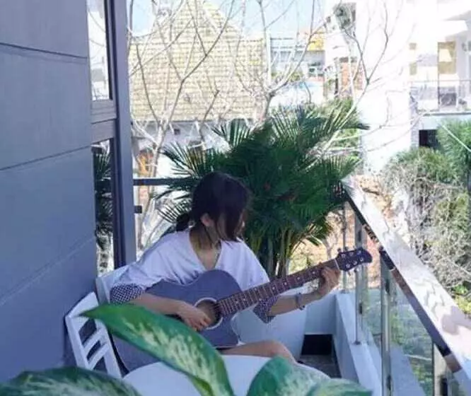 پانسیون Chichi House