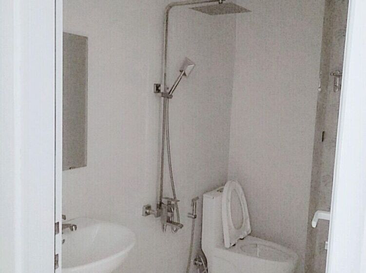 پانسیون Chichi House