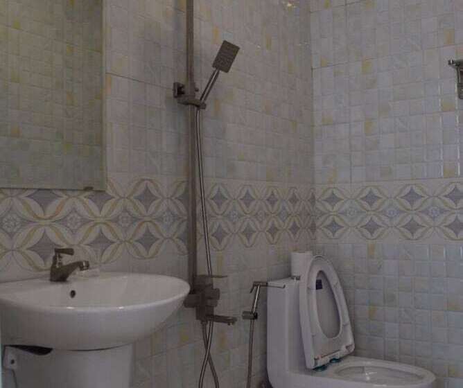 پانسیون Chichi House